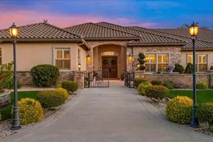 10710 Goldsborough Cir, Oakdale, CA 95361 - Photo 1