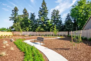 4076 Porton Ln, Carmichael, CA 95608 - Photo 4