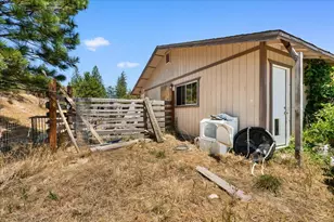 10985 Tyler Foote Rd, Nevada City, CA 95959 - Photo 18