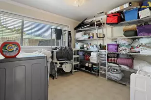 3061 Kroy Way, Sacramento, CA 95820 - Photo 18