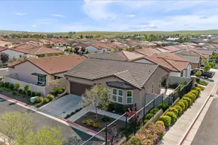 6589 Primavera Ln, El Dorado Hills, CA 95762 - Photo 32