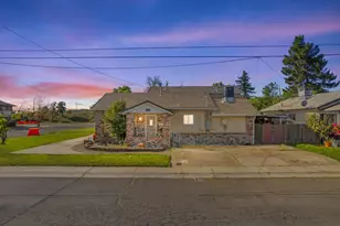 1004 11th St, Marysville, CA 95901 - Photo 1