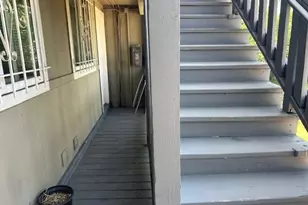 2218 10th St, Sacramento, CA 95818 - Photo 6