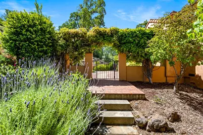 881 Villa Del Sol, El Dorado Hills, CA 95762 - Photo 14