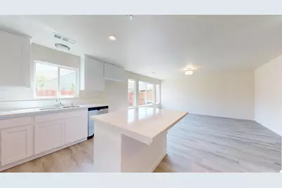 5630 Landon Lane, Riverbank, CA 95367 - Photo 10