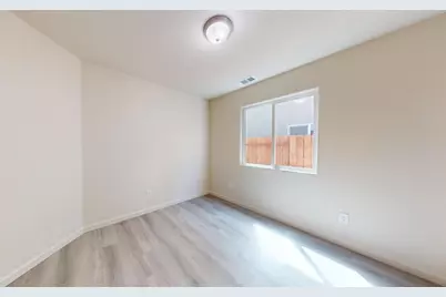 5630 Landon Lane, Riverbank, CA 95367 - Photo 18