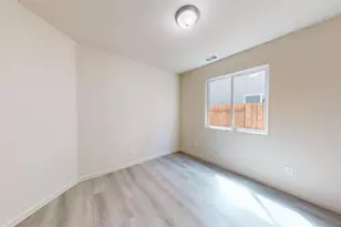 5630 Landon Ln, Riverbank, CA 95367 - Photo 18