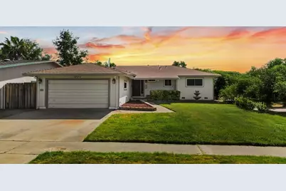 807 Oak Ridge Dr, Roseville, CA 95661 - Photo 1
