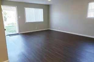 940 Rivera Dr, Sacramento, CA 95838 - Photo 6