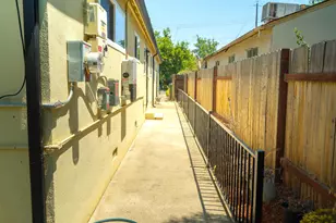 3340 43rd St, Sacramento, CA 95817 - Photo 36