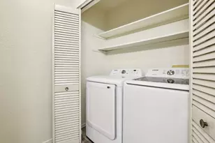 2280 Hurley Way, Sacramento, CA 95825 - Photo 12