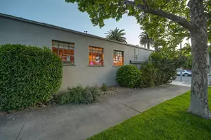 2101 28th St, Sacramento, CA 95818 - Photo 60