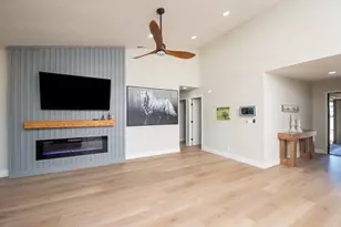 892 River Bluff Dr, Oakdale, CA 95361 - Photo 8