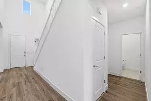 7772 Sikh Ct, Sacramento, CA 95829 - Photo 6