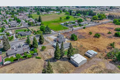 1412 E Glenwood Avenue, Turlock, CA 95380 - Photo 34