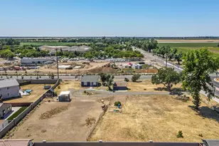 19435 East St, Woodland, CA 95776 - Photo 36