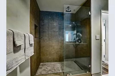 38 N Almaden Boulevard #1303, San Jose, CA 95110 - Photo 16