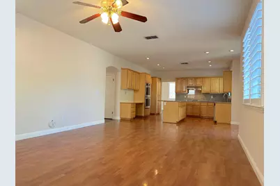 6337 Brook Hollow Circle, Stockton, CA 95219 - Photo 10