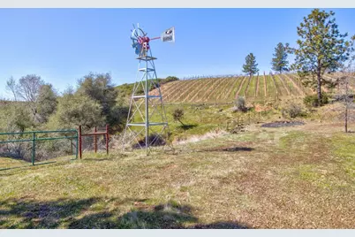 7005 Mountain Ranch Road, Mountain Ranch, CA 95246 - Photo 38