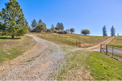 7005 Mountain Ranch Road, Mountain Ranch, CA 95246 - Photo 40
