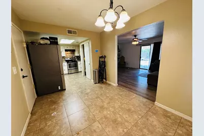 4531 W Malibu Avenue, Fresno, CA 93722 - Photo 6