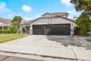 813 Sugar Pine Dr, Lathrop, CA 95330 - Photo 4