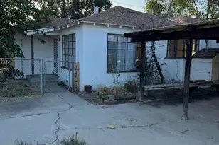 1344 San Luis St, Los Banos, CA 93635 - Photo 1