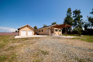 21044 E Meza Ln, Linden, CA 95236 - Photo 6