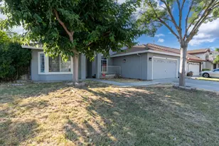 1928 Davis Dr, Los Banos, CA 93635 - Photo 1