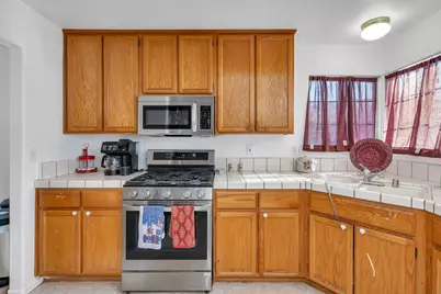 1928 Davis Drive, Los Banos, CA 93635 - Photo 14