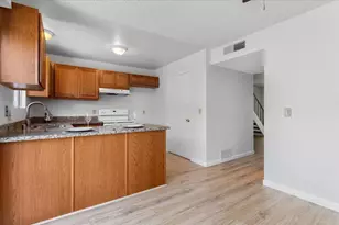 1181 E 22nd St, Marysville, CA 95901 - Photo 12