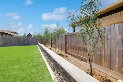 794 Berryessa Way, Olivehurst, CA 95961 - Photo 36