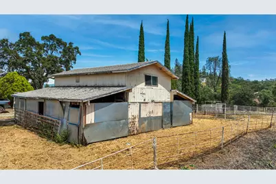9574 Highway 49, Mokelumne Hill, CA 95245 - Photo 54