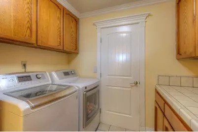 2399 Holcomb Avenue, Yuba City, CA 95993 - Photo 20