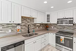 5836 Peppermill Ct, Sacramento, CA 95841 - Photo 16