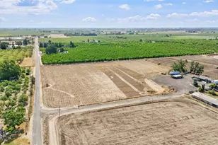 18365 E Clausen Rd, Turlock, CA 95380 - Photo 24