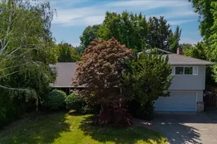 10 Starlit Cir, Sacramento, CA 95831 - Photo 1