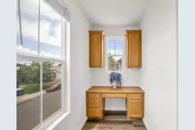 5912 Caddington Way, Sacramento, CA 95835 - Photo 18