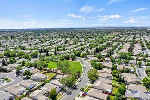 5912 Caddington Way, Sacramento, CA 95835 - Photo 42