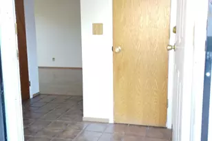 420 Delta Dr, Woodland, CA 95695 - Photo 2