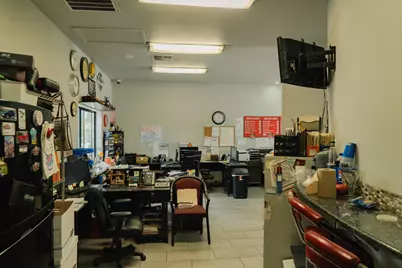 6886 Santa Fe Drive, Winton, CA 95388 - Photo 8