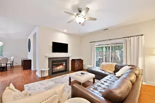 136 River Chase Cir, Sacramento, CA 95864 - Photo 12