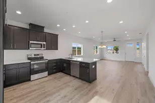 1852 Lovejoy Pl, Manteca, CA 95337 - Photo 8