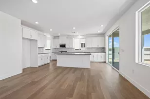 7016 W Carbone Dr, Roseville, CA 95747 - Photo 8