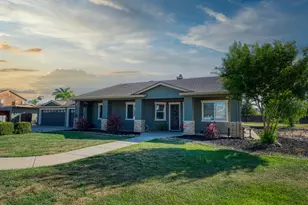 13735 Quince Ave, Patterson, CA 95363 - Photo 1