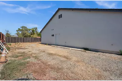 4688 Pacific Avenue, Olivehurst, CA 95961 - Photo 80