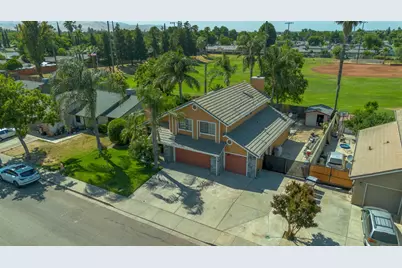 505 Berlin Way, Patterson, CA 95363 - Photo 1