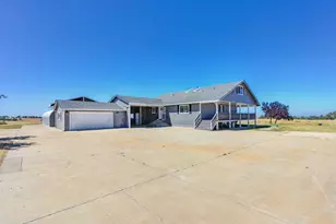 3656 Hokan Ln, Wheatland, CA 95692 - Photo 2