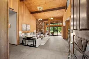 5536 Clarendon Way, Carmichael, CA 95608 - Photo 8