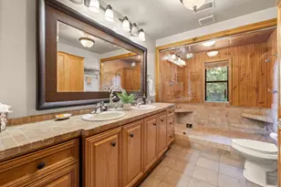 5536 Clarendon Way, Carmichael, CA 95608 - Photo 48